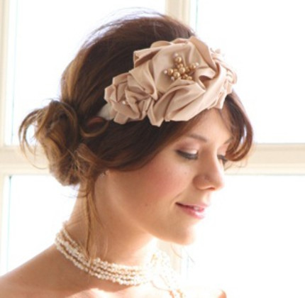 Hairstyle Ideas on Hairstyle Ideas For Brides     Wedding Hairstyles With Headbands